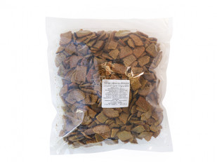 Снапсы с аджикой: Гренки черные со вкусом сметаны и лука