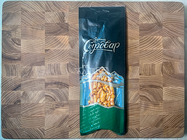 Сыр 60 гр ГОРНЫЙ СЫРОВАР (Бочонок копчёный с аджикой) в Малаховке