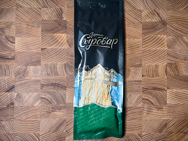 Сыр 60 гр ГОРНЫЙ СЫРОВАР (Паутинка копчёная) в Малаховке